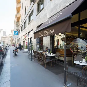 Durini 2*, Milano Italia
